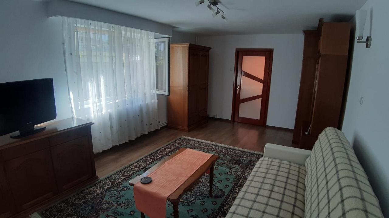 Villa Casa Ultracentral Suceava Exterior foto